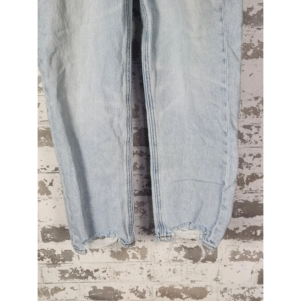 American Eagle Outfitters good pre